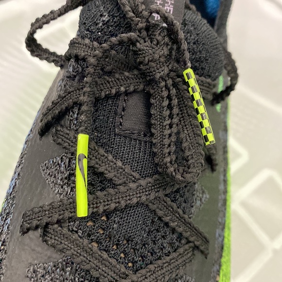 Nike Women’s Air Zoom Alphafly Next% Running Shoe - 8 - Picture 5 of 15